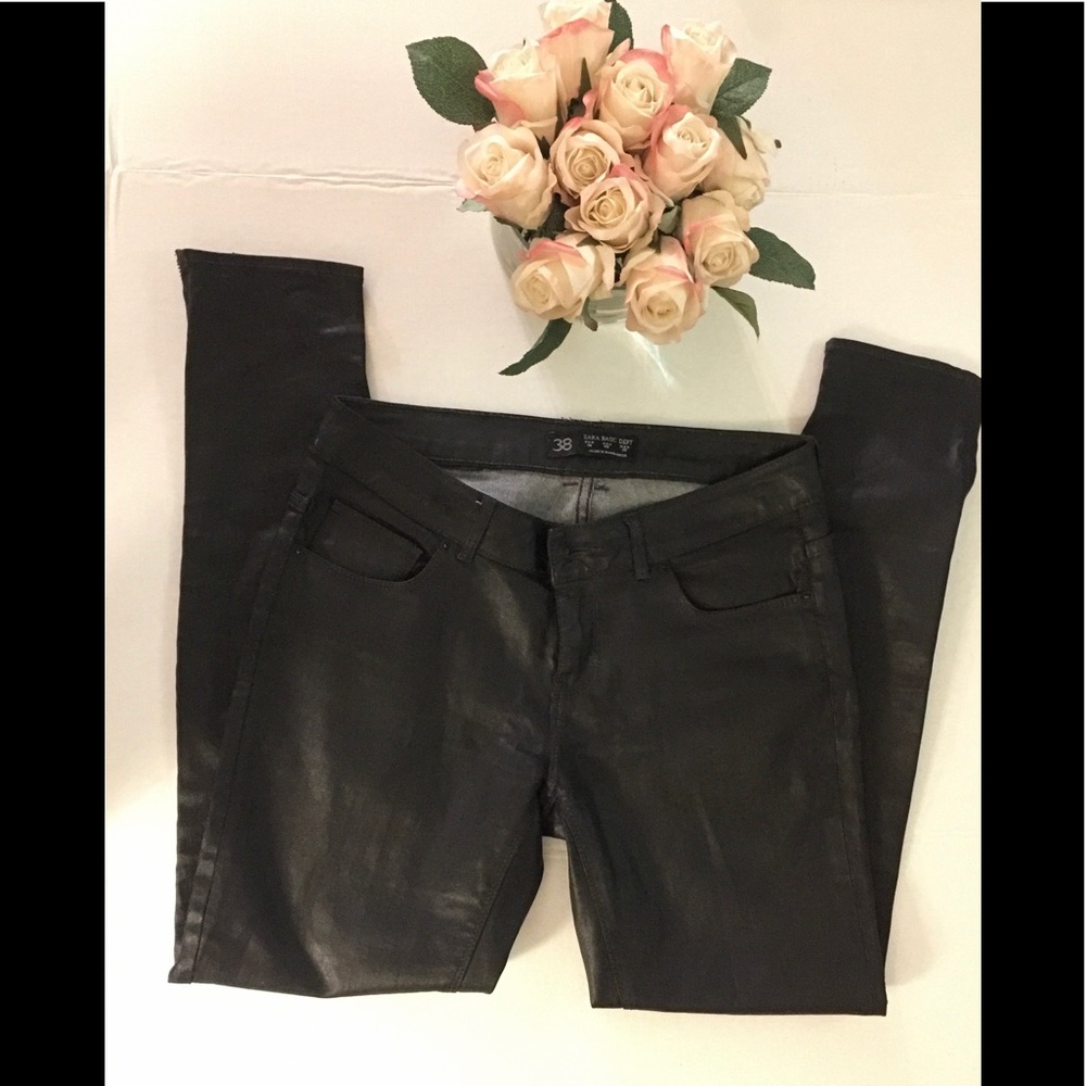 Zara Basic Black Skinny Jeans